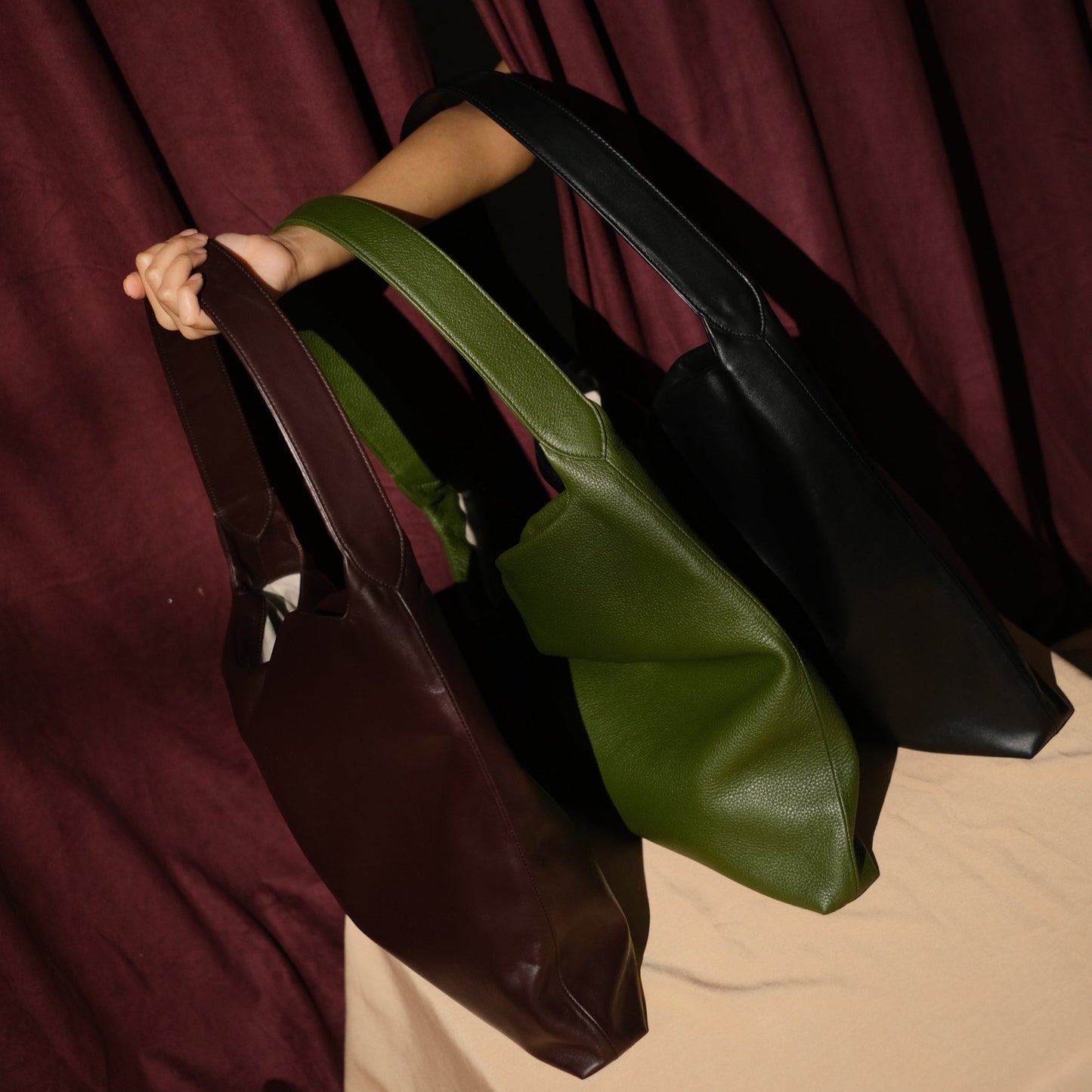 The Has - Ashby Tote | 100% Genuine Leather