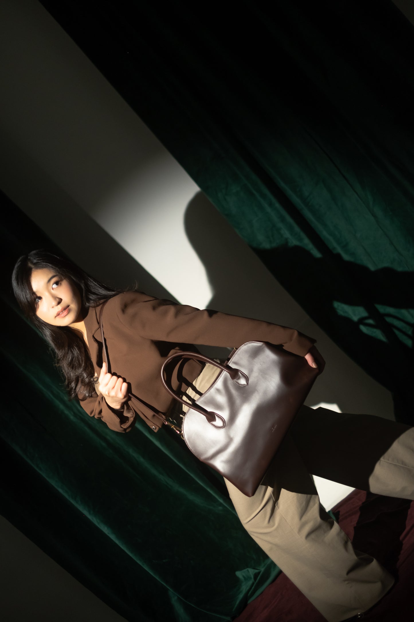 The Has - Orlene 40' in Pull-up Mandala Brown | 100% Genuine Leather
