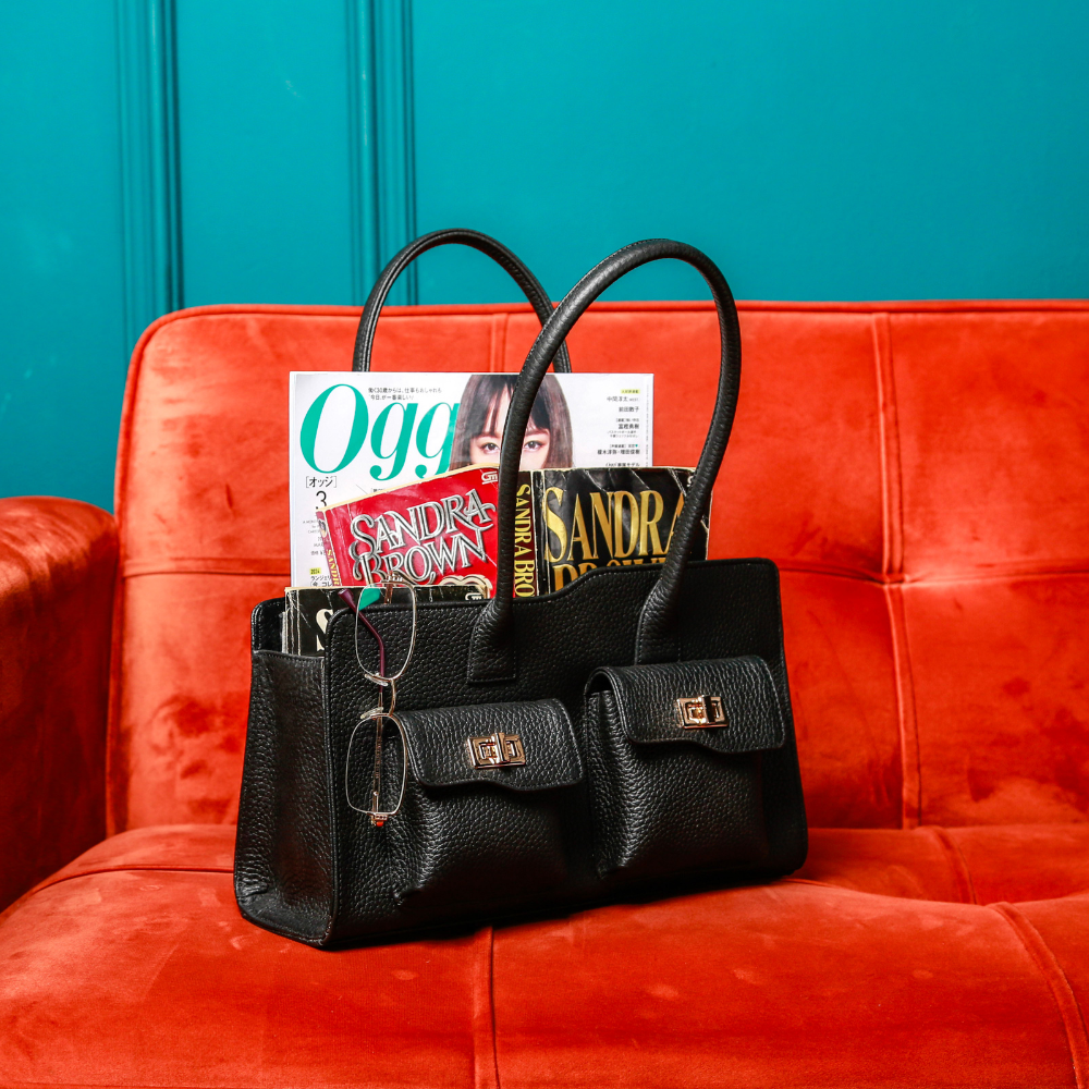 The Has - Pauline 32' in Soft Floater Black